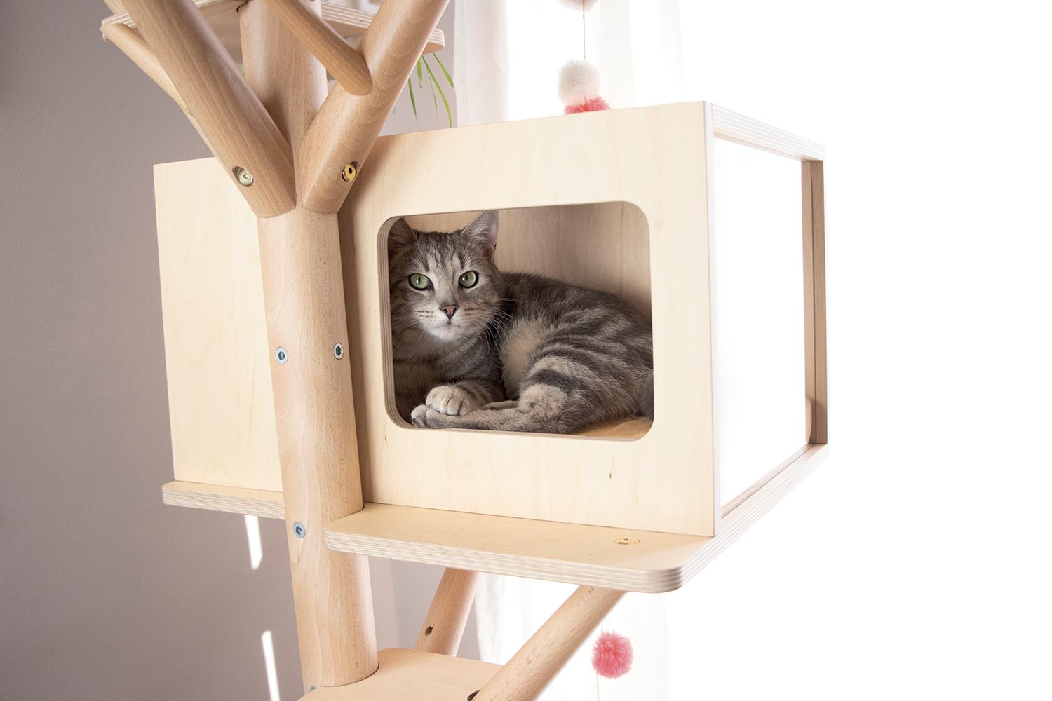 Scandinavian Cat Tree Maisonette Eden Mitaine